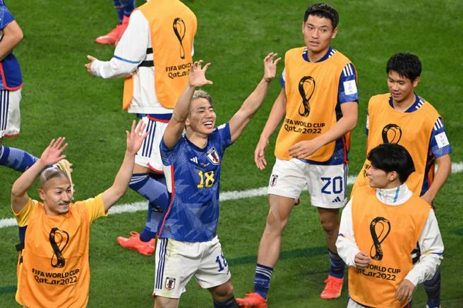 世界杯日本队员vs德国的相关图片