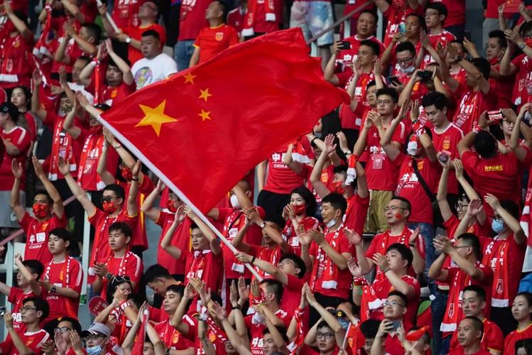 中国vs关岛足球回放高清的相关图片