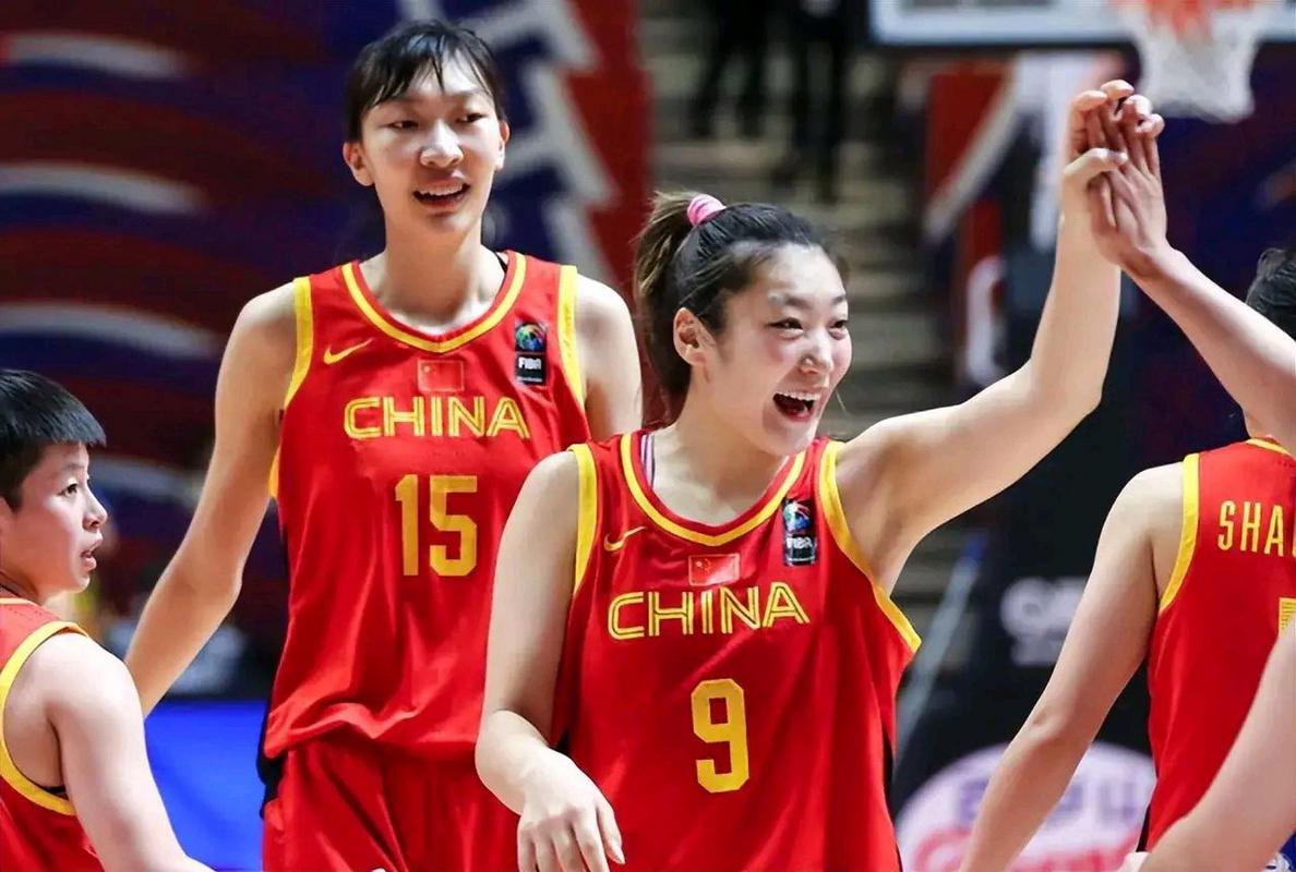 中国女篮vs梦之队的相关图片